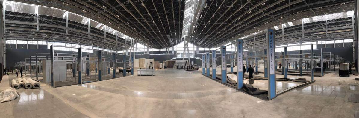 Pipe Truss steel structure showing key design and fabrication features.