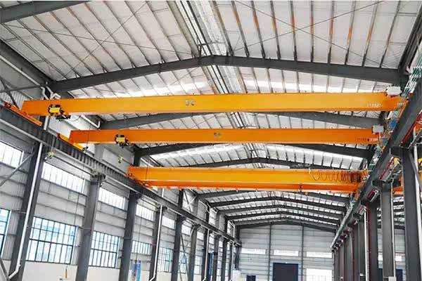 Crane Beam steel structure showing key design and fabrication features.