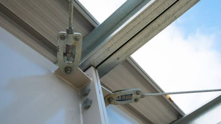 Steel Bracing and Tie Rod steel structure showing key design and fabrication features.